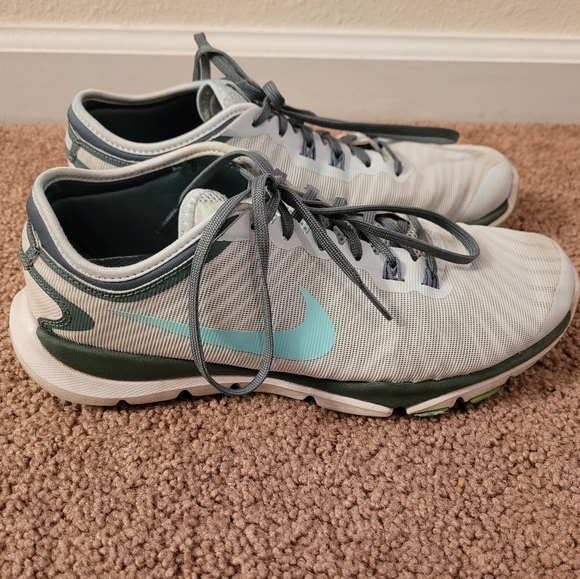womens size 7.5 Nike - Picture 8 of 8